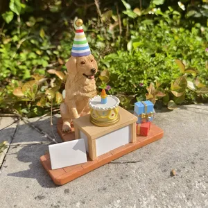 Escultura de Resina de Golden Retriever para Cumpleaños, Adorable Perro con Gorro de Fiesta a Rayas y Pastel con Vela, Celebración de Mascotas Hecha a Mano - Product Image 5