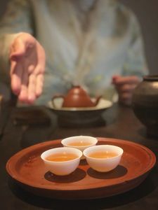 Ya Shi Xiang Oolong du Nord du Fujian - Qualité Supérieure avec des notes de Chèvrefeuille et d'Amande, Amincissant et Antioxydant, Emballage Cadeau - Product Image 3