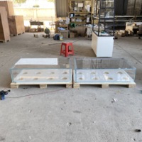 Vitrine à pain artisanale en bois massif et fer forgé avec éclairage LED, design luxueux pour vitrine de boulangerie