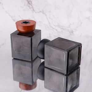 50ml tự động mặt dây chuyền vuông treo thủy tinh làm mát không khí khuếch tán tinh dầu bơm lại nội thất xe mùi hương sậy lâu dài - Product Image 3