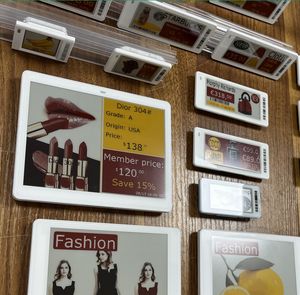 Étiquette de rayon électronique sans fil NFC WiFi/BLE 5.0 de 5,8 pouces avec écran E-Ink 4 couleurs, autonomie de la batterie de 5 à 7 ans - Product Image 1
