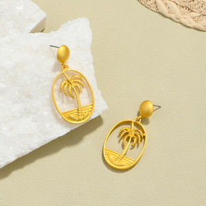 Pendientes Geométricos de Árbol de Coco, Aleación de Zinc, Color Dorado, Pendientes Colgantes de Moda - Product Image 4