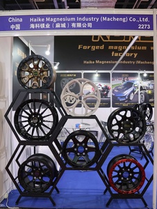 ล้อแมกนีเซียมฟอร์จ KBKB Super Lightweight ขนาด 17 18 19 20 21 นิ้ว สีเงิน สำหรับรถสปอร์ต รถแข่ง ประสิทธิภาพสูง ผลิตแบบ OEM ODM - Product Image 6