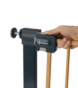 Barrière de sécurité pour bébé Safety 1st Securtech Simply Close, en métal, pour enfants de 6 mois à 2 ans - Product Image 4