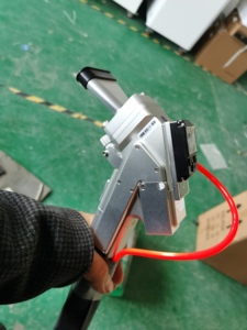 レーザー洗浄機中国製最新の錆油除去用 - Product Image 5