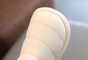 Bottes d'hiver de luxe pour enfants, en fourrure, pour filles, bottes de neige en peluche, vente en gros d'usine de mode - Product Image 6