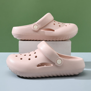 Sandalias de plataforma Crocs para mujer, suela de EVA, moldeado de una pieza, transpirables, antideslizantes, para uso en exteriores, color sólido, talla 35 40 - Product Image 2