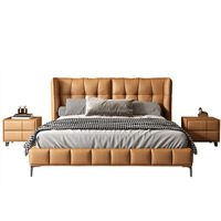 Cama Doble de Lujo Moderna con Tapicería de Cuero, Estructura de Madera Ecológica, Suave y Minimalista para Recámara Principal, de Alta Gama y Ambiente Sofisticado