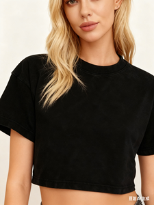 Camiseta de manga corta adelgazante, lavada con ácido y ombligo expuesto para mujer de algodón puro de 230g de alta calidad con logotipo serigrafiado - Product Image 5