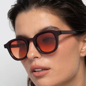 LBASHADES Lunettes de soleil classiques rétro à monture ronde épaisse polarisées de haute qualité avec logo personnalisé Lunettes de soleil en acétate de luxe pour femmes et hommes - Product Image 3