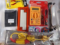 Kit de Multímetro Digital Envy Enterprises, Placa de Proyectos de Plástico, Cables de Conexión, Soporte para Soldador, Pantalla de 4 Dígitos (0.01%+1)