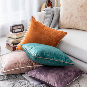 Housses de coussin en velours à imprimé doré, décoration de luxe pour canapé et lit, offre spéciale - Product Image 1