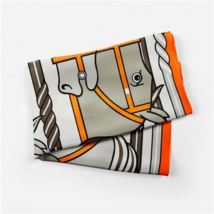 أحدث صيحات الموضة لعام 2023 للسيدات, أحدث صيحات الموضة لعام ، مصنوعة من الحرير المضلع برقبة على شكل حصان ، باندانا حريرية من قماش التويل - Product Image 6