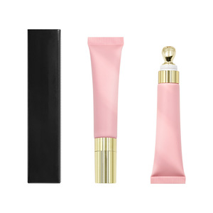 Brillo labial vegano transparente con sabor a frutas, voluminizador de labios, aceite labial con tinte de frutas, etiqueta privada, en tubo rosa con aplicador de masaje. - Product Image 2