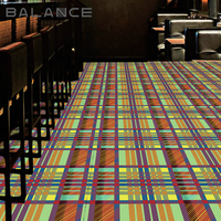 Eleganter Weicher Luxuriöser Moderner Geometrischer Ballsaal-Teppichfliesen für Hotel und Zuhause 100% Nylon Haustierfreundlich