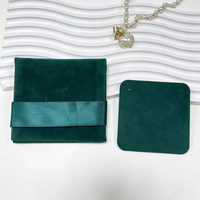Pochette à bijoux de luxe carrée en velours avec couvercle rabattable anti-poussière et ruban satiné pour boucles d'oreilles et colliers