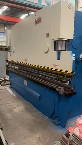 Máquina de freno hidráulica usada de China marca Guangzhou <span class=keywords><strong>Beili</strong></span> 200T 4000mm DelemPress para procesamiento de chapa - Product Image 4