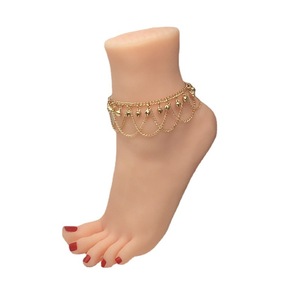 Bracelet de cheville à la mode pour femme, style bohème, avec pompon ondulé - Product Image 2