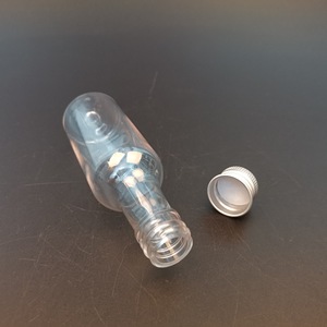 Mini bouteille à col long en PET pour vin, spiritueux et cocktails – Idéale pour l'emballage en magasin - Product Image 5