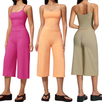 TZ5555-4 Nouveaux ensembles de yoga au design innovant avec haut respirant et à séchage rapide à col carré et pantalon capri ample taille haute rehausseur de hanches