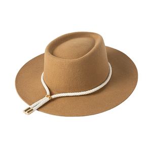 Prêt à expédier <span class=keywords><strong>chapeau</strong></span> Fedora à large bord en feutre de laine noir 100% pour femmes chapeaux de robe <span class=keywords><strong>Borsalino</strong></span> avec corde pour le style de caractère de fête - Product Image 2