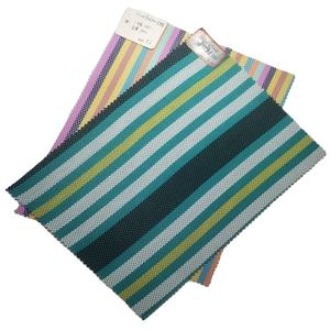 قماش شبكي من البولي فينيل كلوريد تيسلين لتنجيد الأثاث والكراسي، قماش مصبوغ للاستخدام الخارجي من البوليستر المعاد تدويره مقاوم للماء 2*1 حقيبة منسوجة - Product Image 2