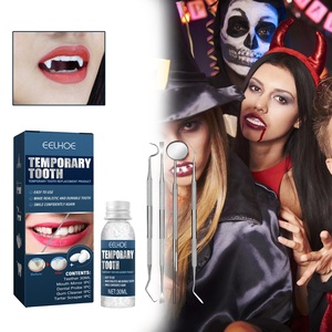 EELHOE Halloween <span class=keywords><strong>Vampire</strong></span> Maquillage Costume Fausses <span class=keywords><strong>Dents</strong></span> Prothèse Dentaire Adhésive Réaliste & Durable Gomme Dentaire Accessoires <span class=keywords><strong>de</strong></span> Fête - Product Image 2