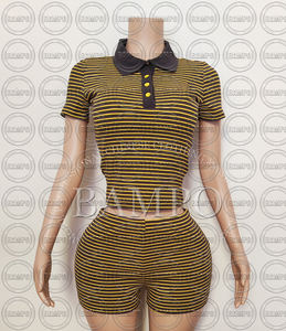 Ensemble Capri Personnalisé 2026 avec LOGO, Débardeur + <span class=keywords><strong>Pantalon</strong></span> Capri Court 2 Pièces, Tenue de Sport Idéale pour le Fitness, le Yoga et Autres Sports - Product Image 4