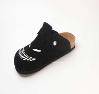 Personnalisé Hommes Femmes Cuir Véritable Broderie Unisexe Extérieur Maison Mules Sabots Sandales Chaussons en Liège