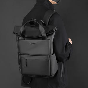 กระเป๋าเป้สะพายหลังนักเรียนวีพาวเวอร์ 20 นิ้ว ความจุขนาดใหญ่ ดีไซน์แบบม้วนปิดด้านบน สำหรับทุกเพศ สีดำ สีเทา สีน้ำเงินเข้ม สีพื้น ฤดูใบไม้ผลิ 2024 - Product Image 4