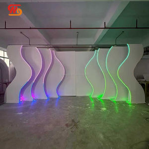 SMOOTH - Soporte de Fondo de Acrílico Blanco con LED Personalizado para Bodas, Eventos y Fiestas, Decoración de Escenarios - Product Image 1