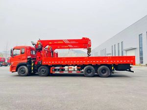 Camion-grue télescopique Dongfeng 8x4 de 16 à 20 tonnes pour la construction de ponts et de routes - Product Image 4