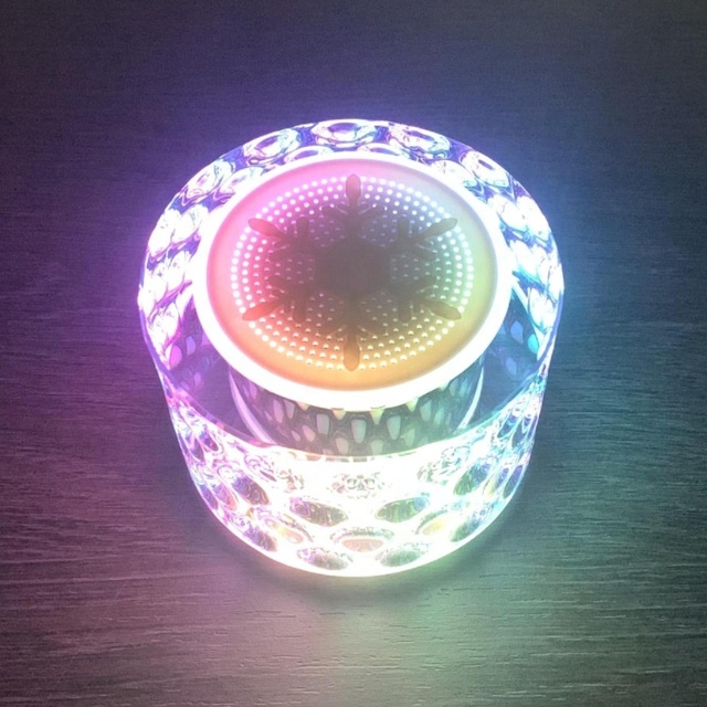 New Speaker HiFi Sound Quality Crystal Light Design Outdoor Street Atmosphere Wireless Small Speaker