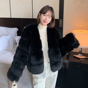 Nueva colección, abrigo recortado de piel de zorro en crema, chaqueta para damas <span class=keywords><strong>jóvenes</strong></span>, trajes de moda de invierno, abrigo de piel peluda, ropa - Product Image 3