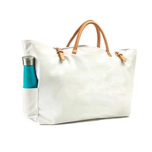 Bolsa de Playa Extra Grande con Portavasos Dobles, Forro Impermeable, Logotipo Serigrafiado, Diseño Plegable - Product Image 1