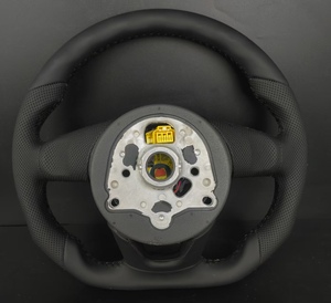 Volant de direction pour <span class=keywords><strong>Audi</strong></span> A3 A4 A5 A6 Q3 Q5 R8 <span class=keywords><strong>TT</strong></span> Q7 S-line |   Cuir Nappa & Perforé |   Volant sport à fond plat - Product Image 2