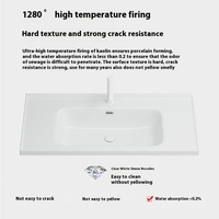 Meuble sous-vasque moderne avec lavabo en céramique intégré Facile à nettoyer au-dessus du comptoir Installation pour hôtel