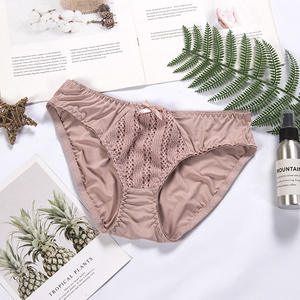 Set Bra dan Celana Dalam Seksi Bergaya Desain Baru Lingerie Kupu-Kupu dengan Dekorasi Renda Berlubang dan Pita 2 Potong Bra Celana Dalam Grosir - Product Image 2
