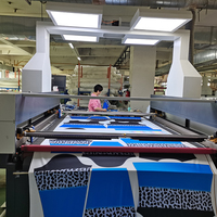 Mesin Potong Laser Otomatis 1816 untuk Pakaian Tekstil Sublimasi