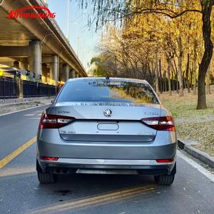 Auto Usata <span class=keywords><strong>Skoda</strong></span> <span class=keywords><strong>Superb</strong></span> a Benzina 2.0T 7DCT Berlina Veicolo Usato con Rapporto di Ispezione Certificato Auto di Lusso Vendita all'Ingrosso Cina - Product Image 2