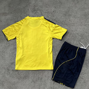 24-25儿童足球队球衣印花图案和男童刺绣制服套装 - Product Image 2