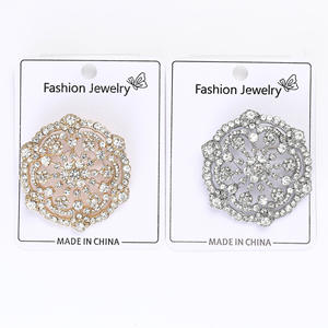 エレガントな女性ジュエリーギフトスノーフレークブローチピンウェディング合金ラインストーン花ブローチピン - Product Image 6