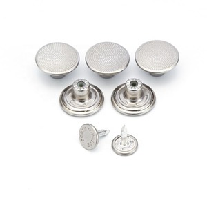 Botones y Remaches de Mezclilla Clásicos con Logotipo Grabado/Grabado en Relieve, Sin Níquel, para Ropa, Fabricación OEM/ODM - Product Image 1