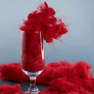 Fibres discontinues de polyester synthétiques rouges à bas prix Style conjugué creux Grade recyclé pour la filature et les tissus - Product Image 5