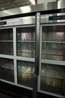 Réfrigérateur commercial vertical 6 portes pour buffet