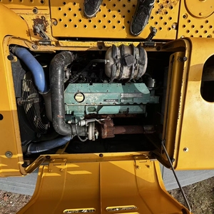 Excavatrice d'occasion Volvo EC210 de 21 tonnes en bon état, efficace pour les projets de construction, avec certification CE EPA, excavatrice d'origine - Product Image 6