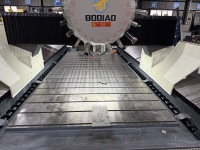Centre d'usinage CNC à portique fixe BD-1636ZSP, machine de fraisage CNC à haute rigidité, centre d'usinage intégré composite et métallique