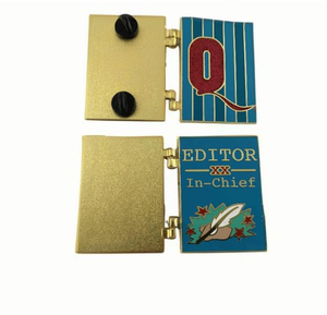 Prix de gros d'usine en alliage de Zinc Offre Spéciale émail doux graveleux insigne personnalisé avec embrayages papillon - Product Image 3