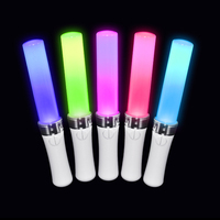 Bâtons lumineux multicolores à LED Bâtons en mousse Bâtons Rave Cheer Bâtons Lampe rechargeable Tube Cheer Bâtons pour fêtes Concerts