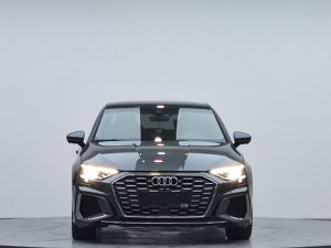 Agent exclusif recherché : Voiture d'occasion 2023 <span class=keywords><strong>Audi</strong></span> <span class=keywords><strong>A3</strong></span> <span class=keywords><strong>35</strong></span> <span class=keywords><strong>TFSI</strong></span> 1.4T 7DCT FWD avec toit panoramique, caméra de recul, LED, ESP, clé intelligente, fourniture OEM - Product Image 2